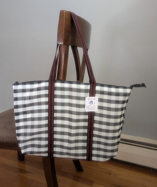 KA-TSI BAG NO.6 茄芷袋(BLACK & WHITE CHECKERED WITH ZIPPER/SOFT HANDLE)